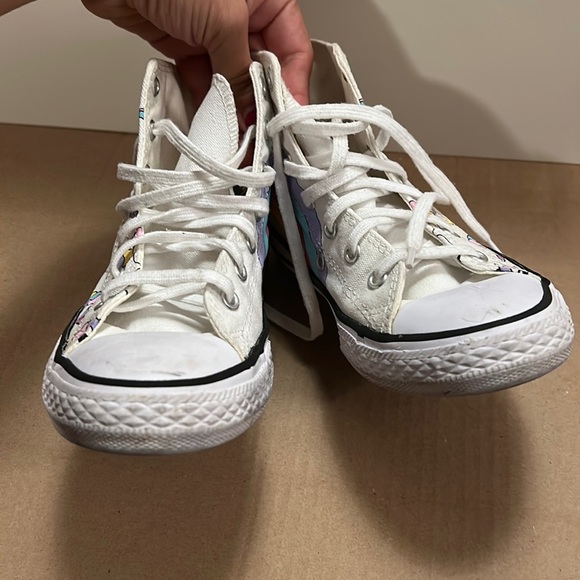 GIRLS' Converse Chuck Taylor All Star Printed Hi-Top Sneakers (Youth) sz US 2 - Picture 5 of 10